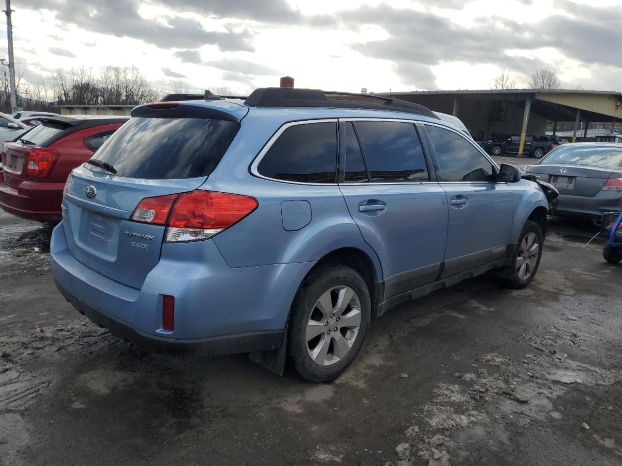 2011 Subaru Outback - Image 3