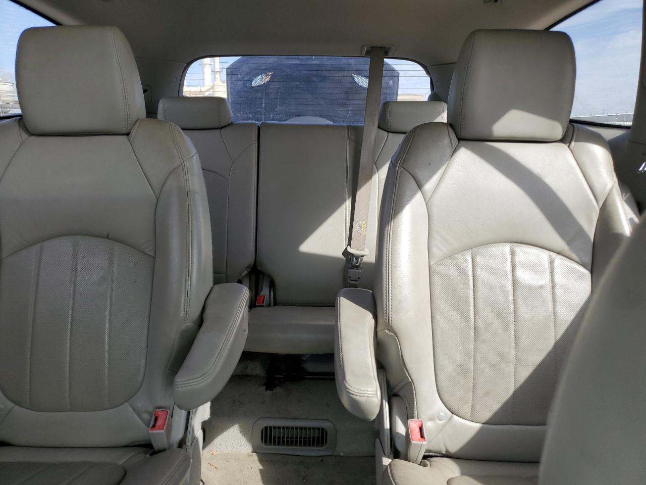 2012 Buick Enclave - Image 10