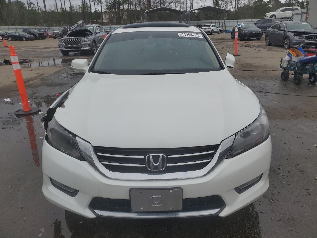2013 Honda Accord - Image 5