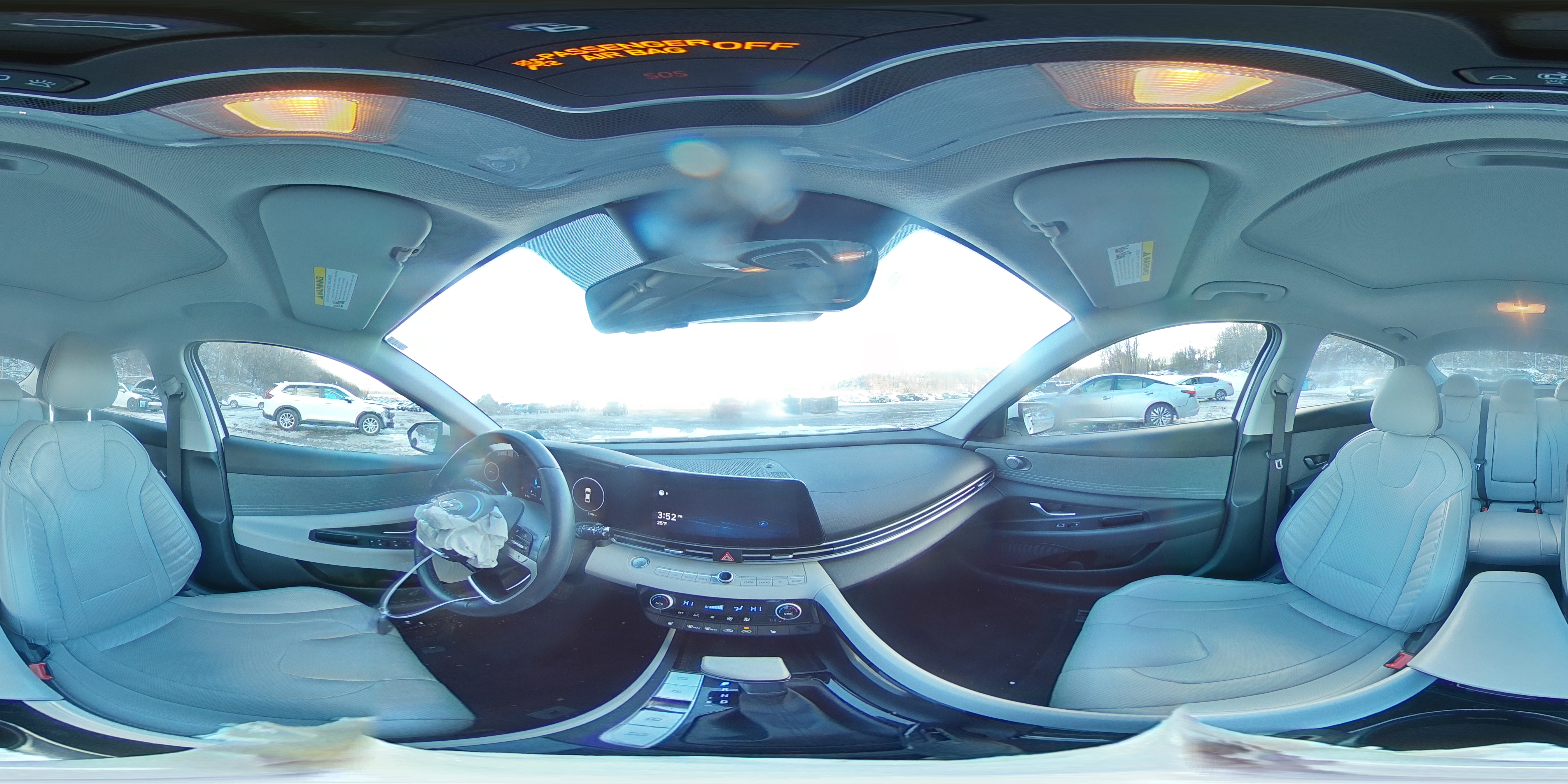 2021 Hyundai Elantra - Image 13