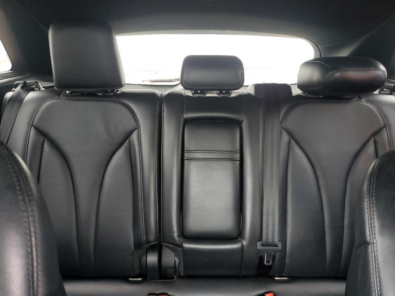 2015 Lincoln MKZ - Image 10