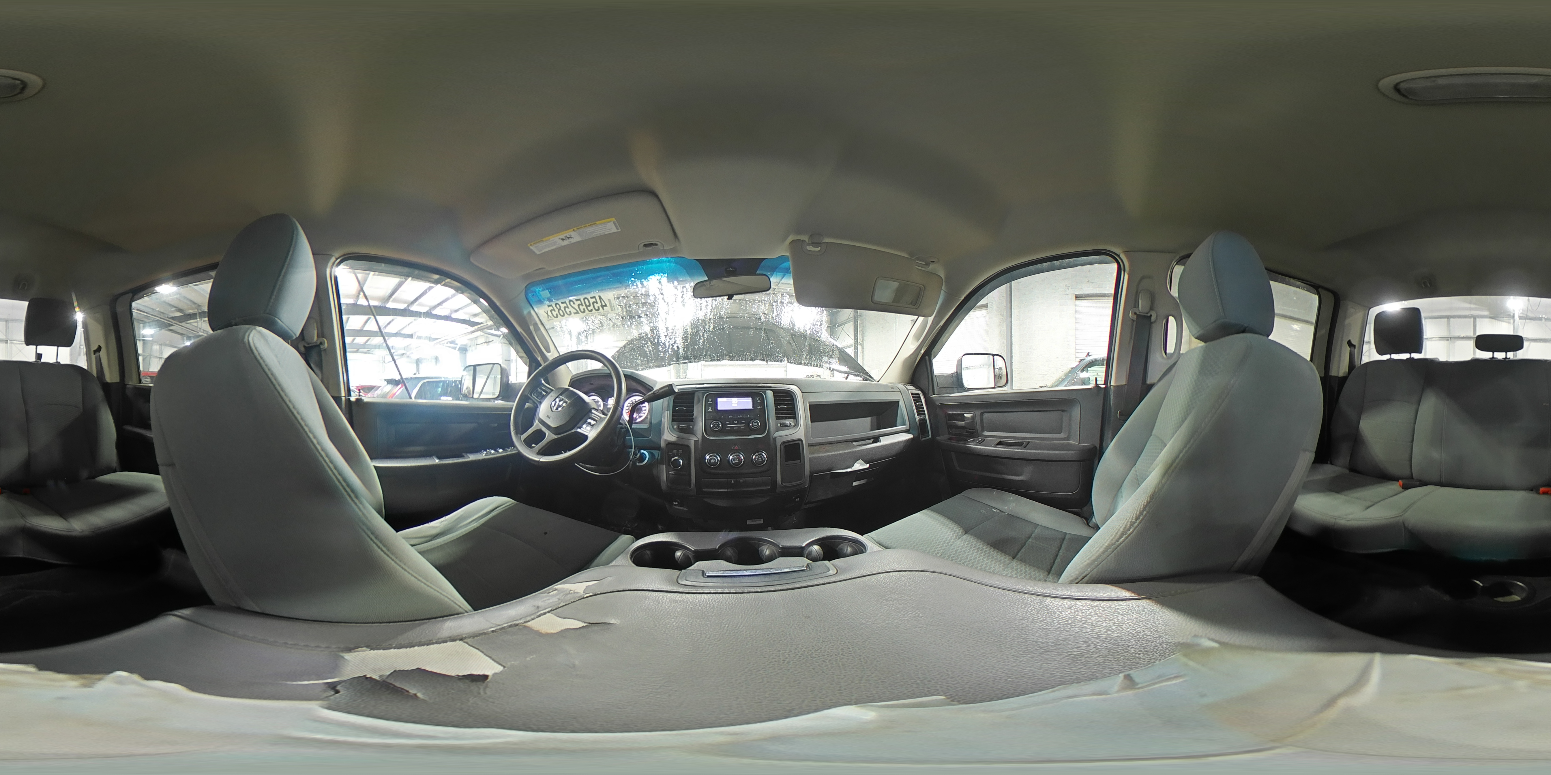 2014 RAM 1500 - Image 14