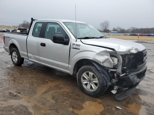 Пікапи FORD F-150 2015 Сріблястий