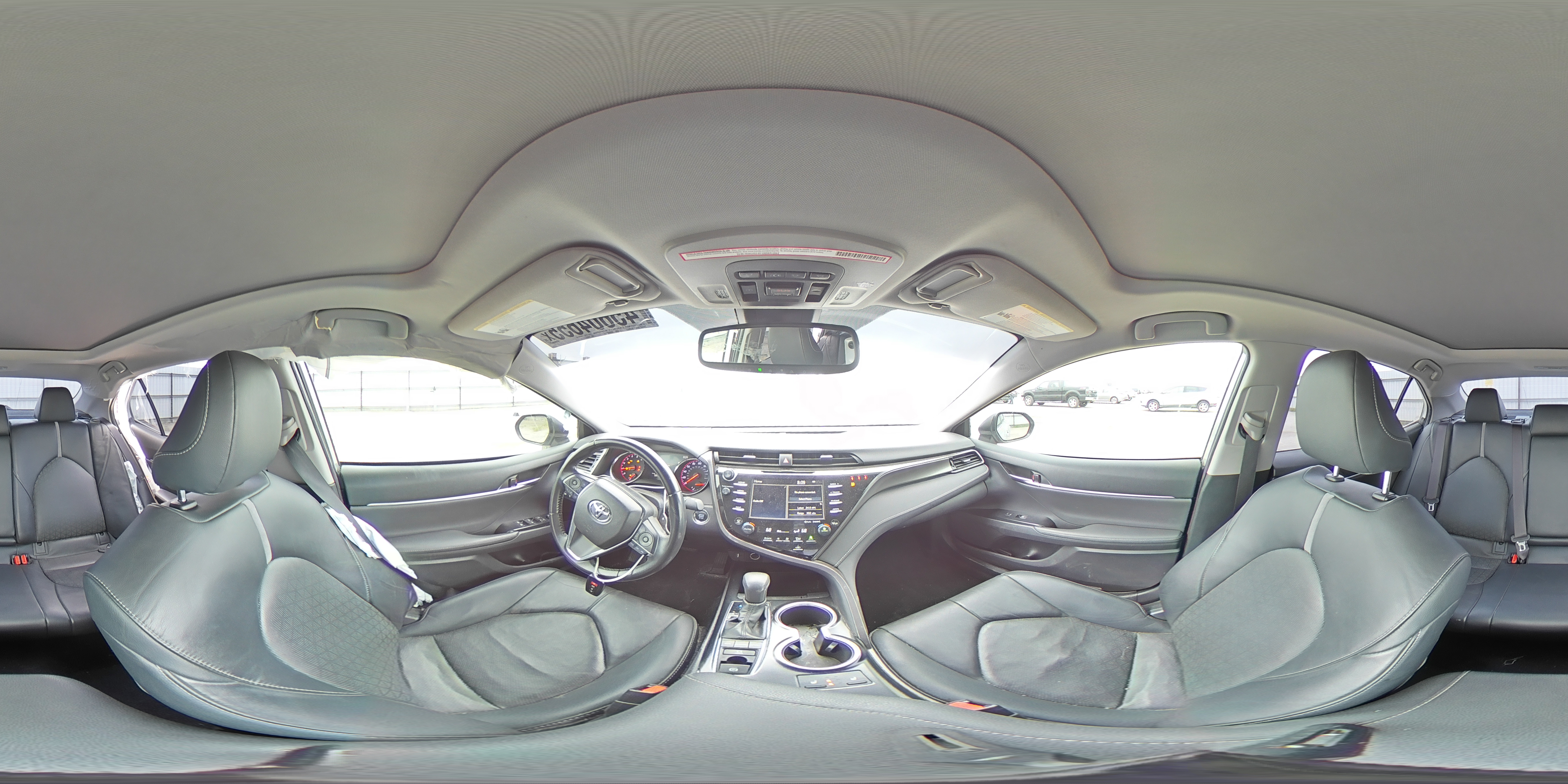 2019 Toyota Camry - Image 13