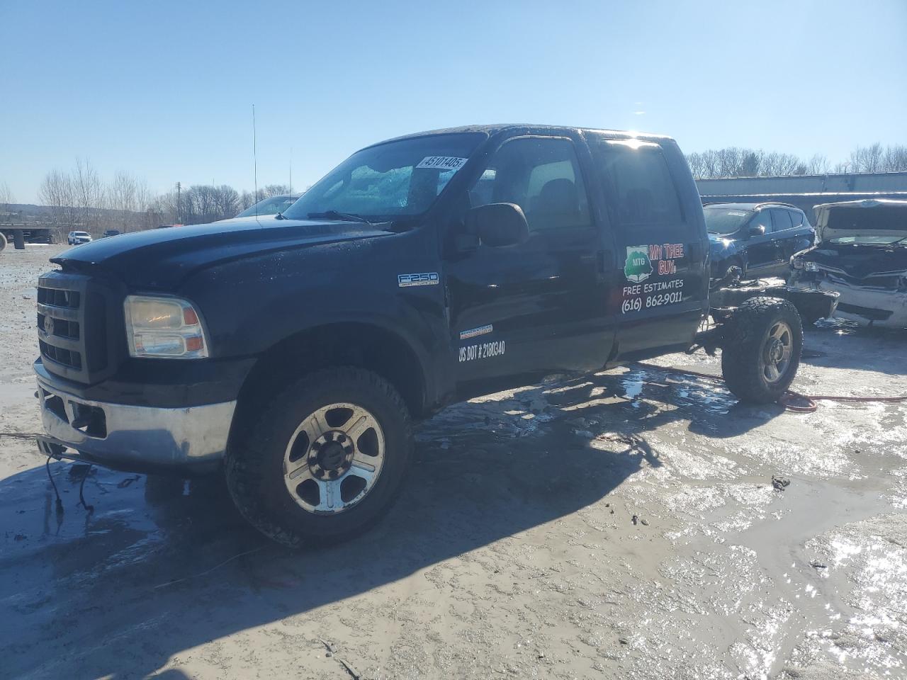 2007 Ford F250 Super Duty იყიდება Wayland-ში, MI - Side