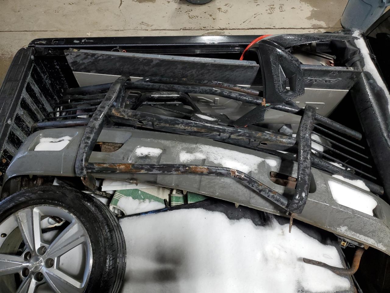 2003 Chevrolet Silverado - Image 12