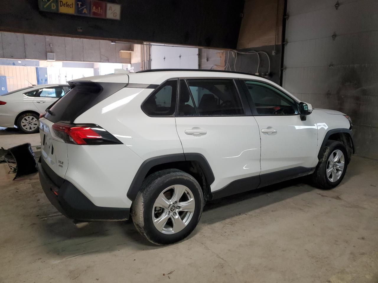 2021 Toyota RAV 4 - Image 3