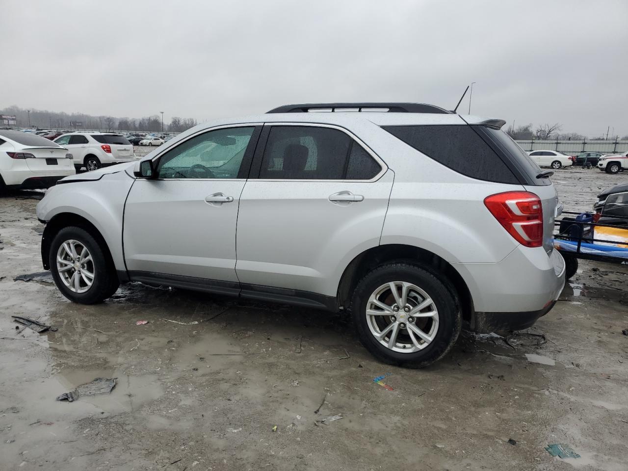 2017 Chevrolet Equinox - Image 2