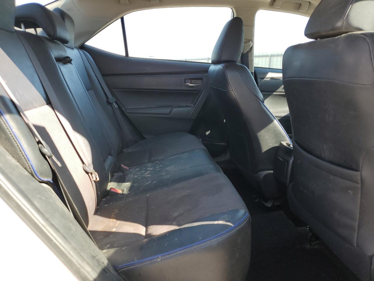 2017 Toyota Corolla - Image 10