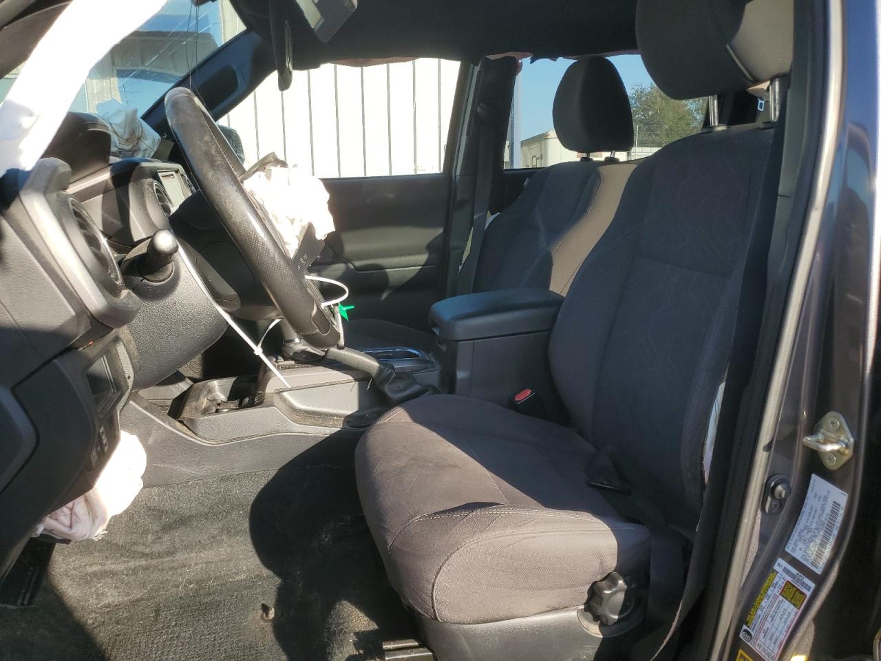 2016 Toyota Tacoma - Image 7