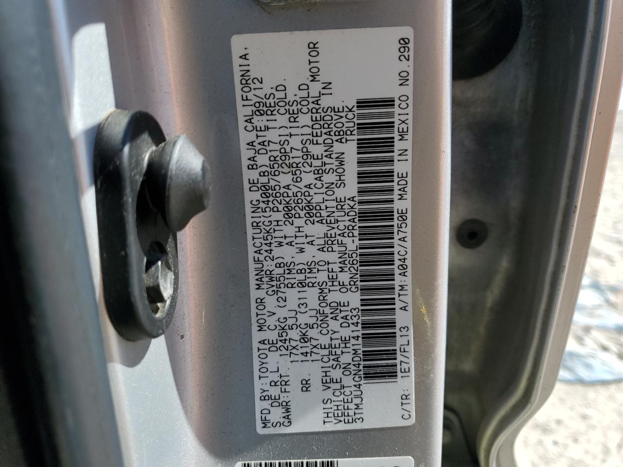 2013 Toyota Tacoma - Image 13