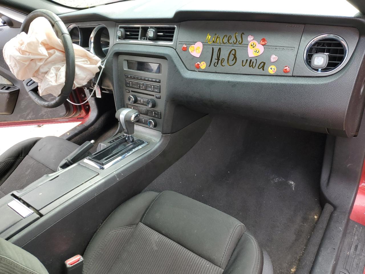 2010 Ford Mustang - Image 8