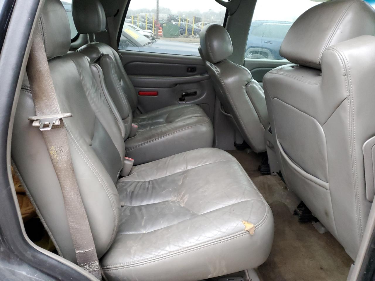 2004 GMC Yukon - Image 11