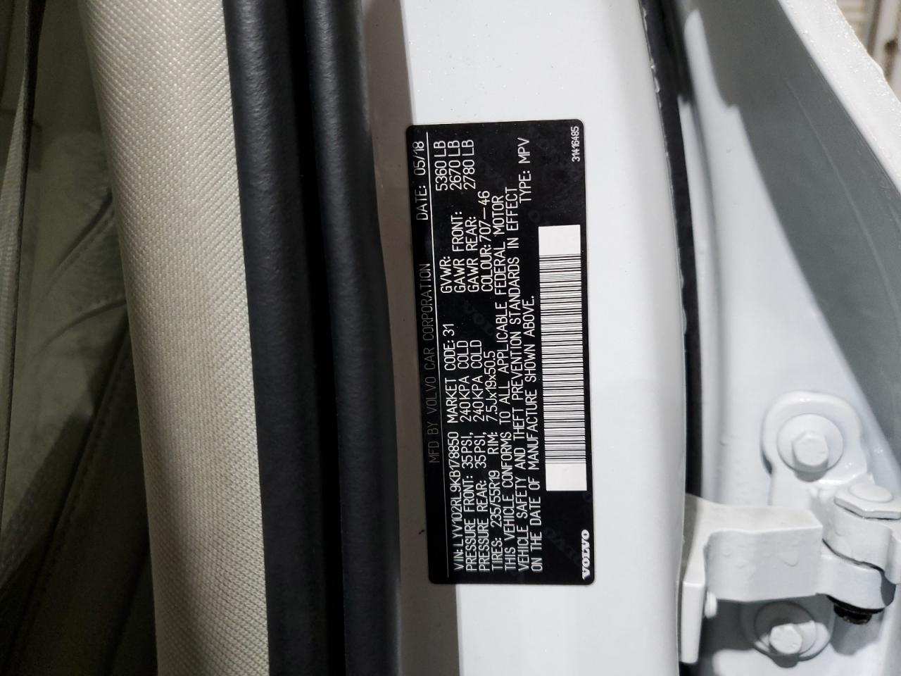 2019 Volvo XC60 - Image 13