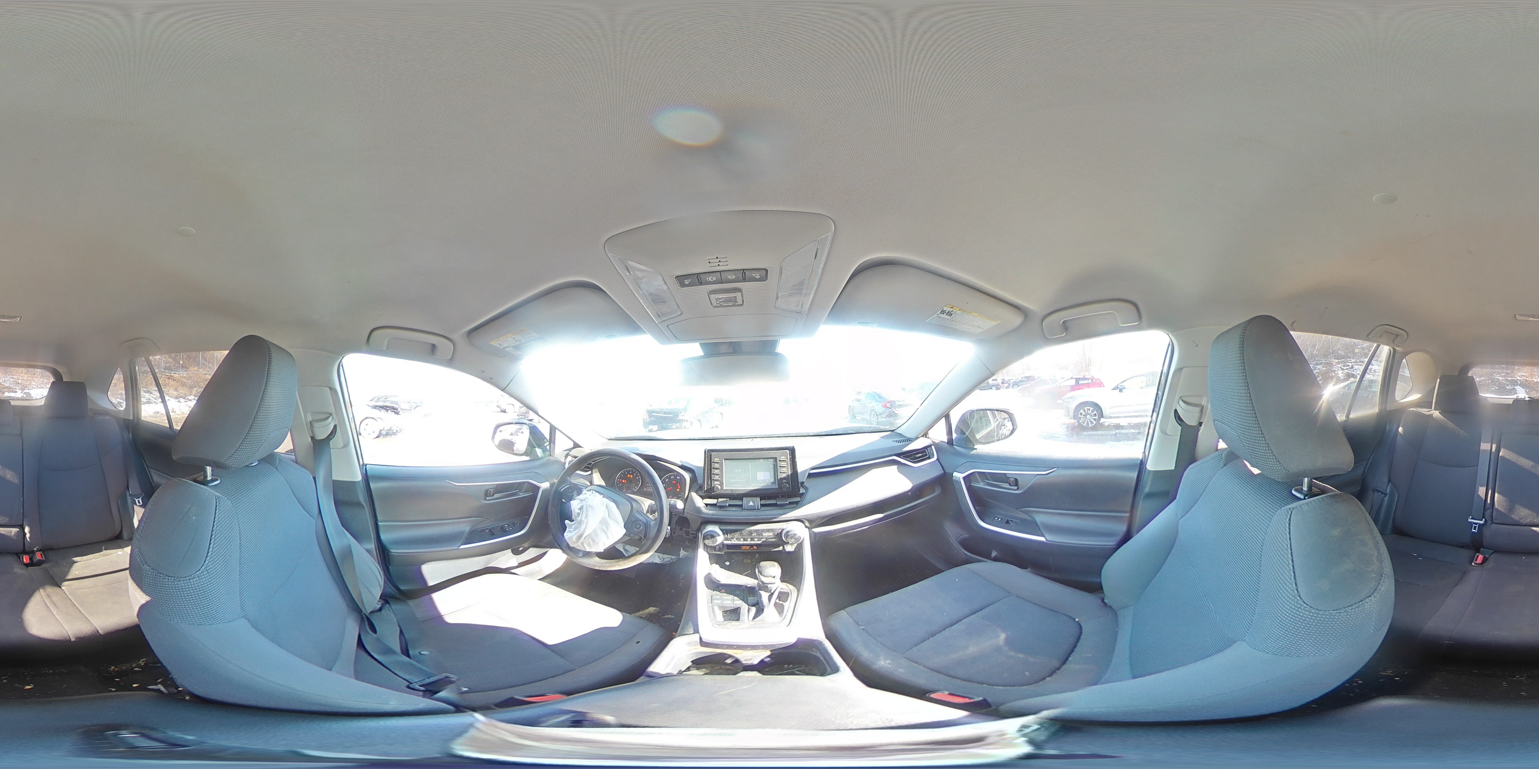 2019 Toyota RAV 4 - Image 16