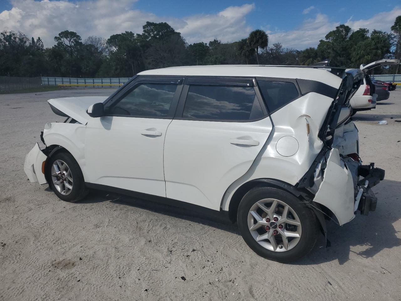2024 Kia Soul - Image 2