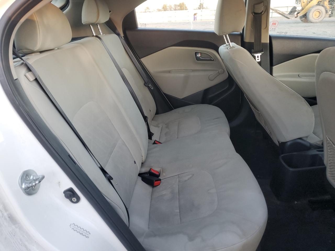 2013 Kia Rio - Image 11