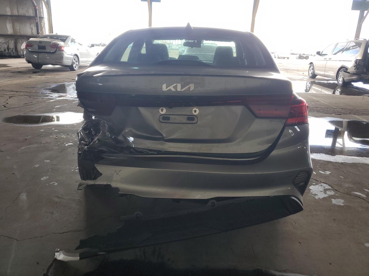 2024 Kia Forte - Image 6