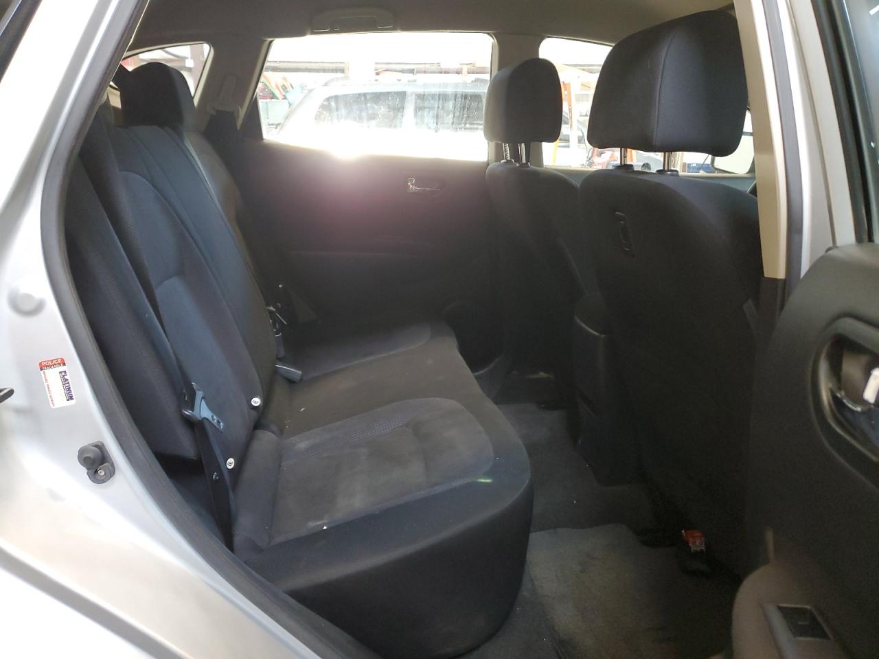 2013 Nissan Rogue - Image 11