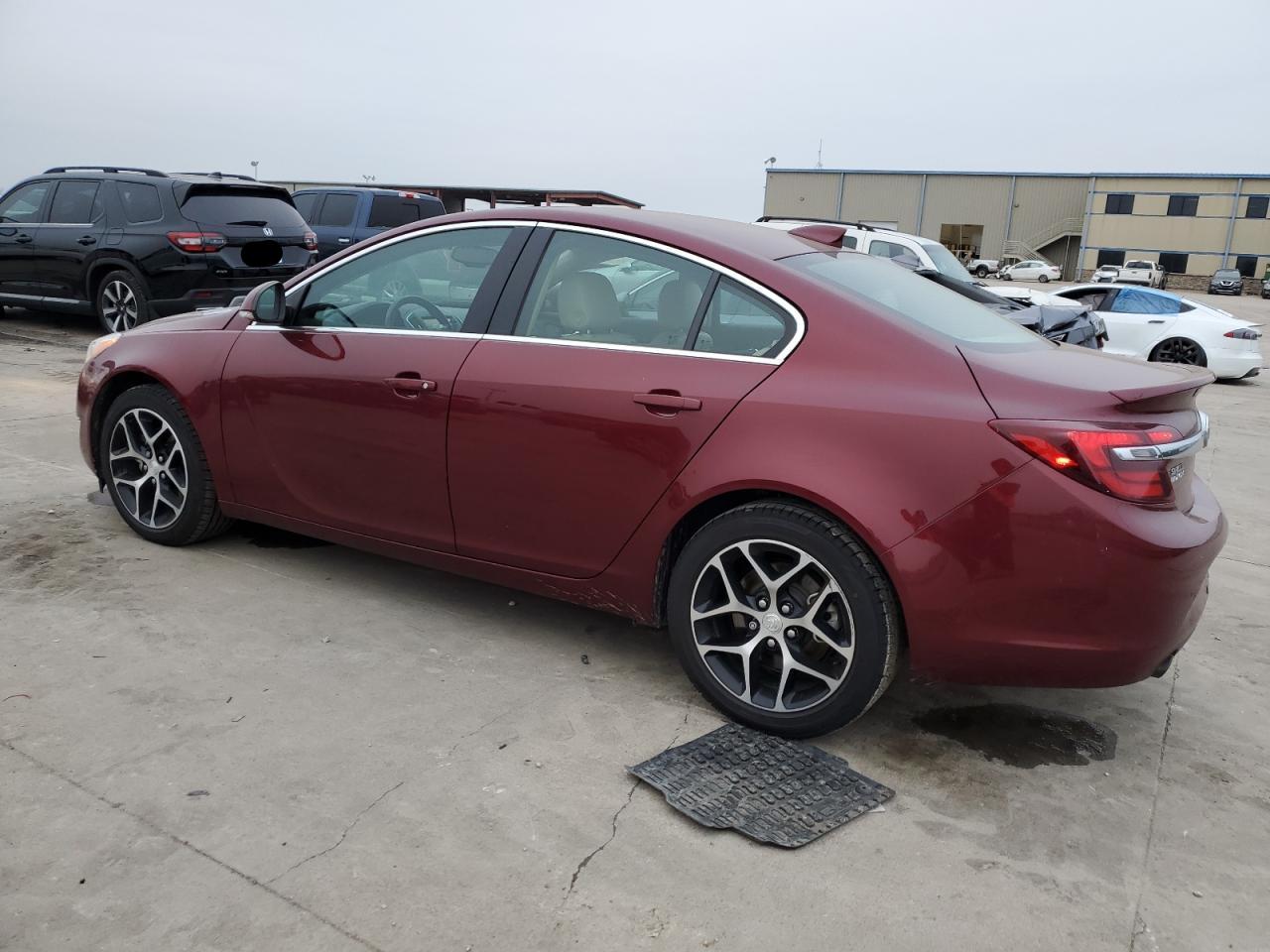 2017 Buick Regal - Image 2