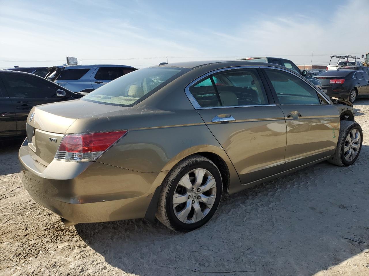 2009 Honda Accord - Image 3