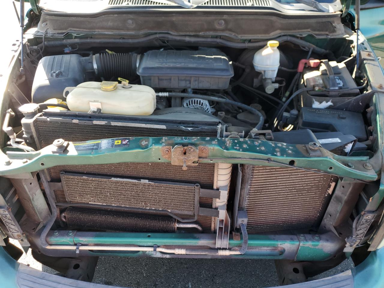 2004 Dodge RAM - Image 11