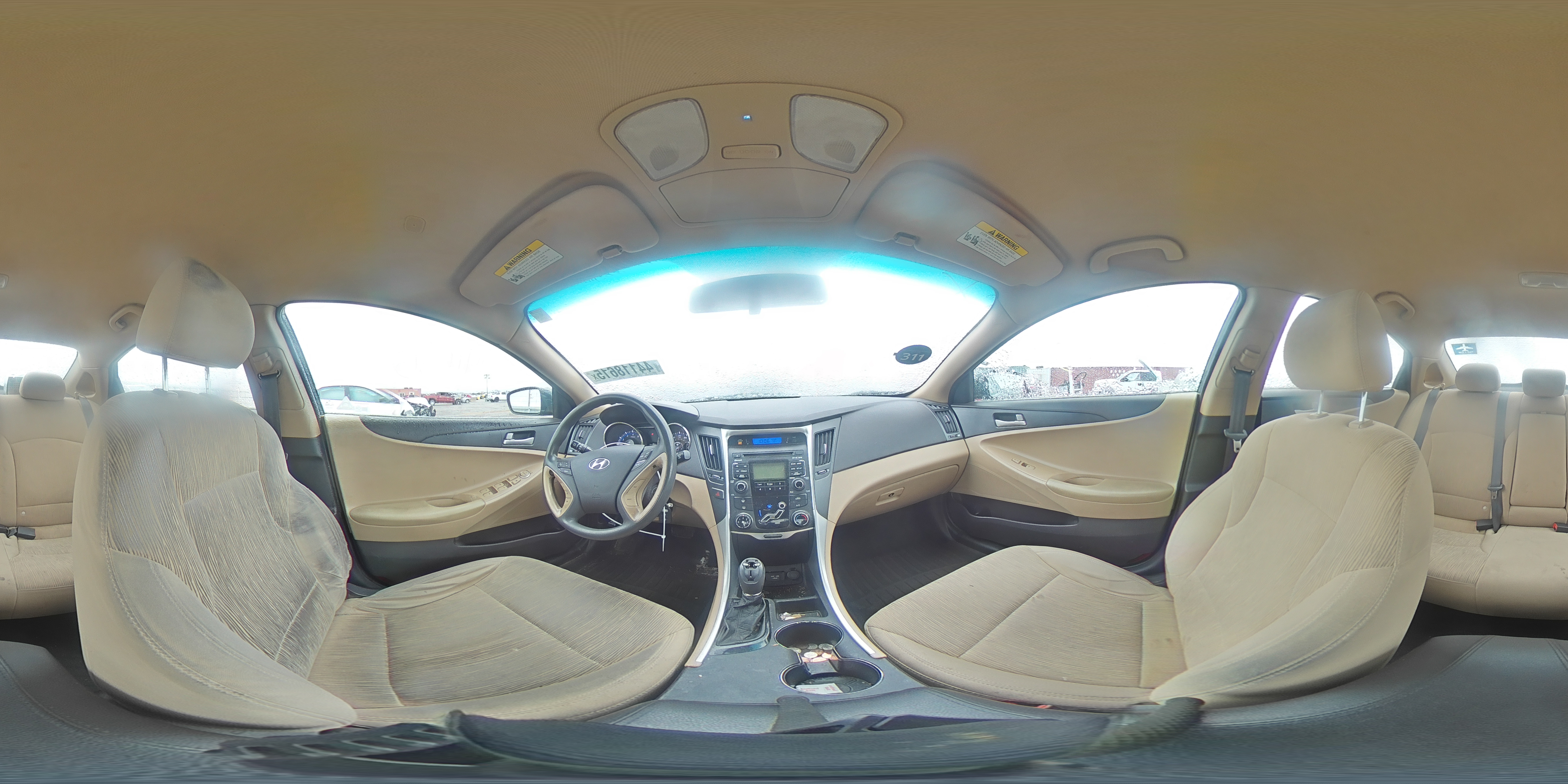 2011 Hyundai Sonata - Image 13
