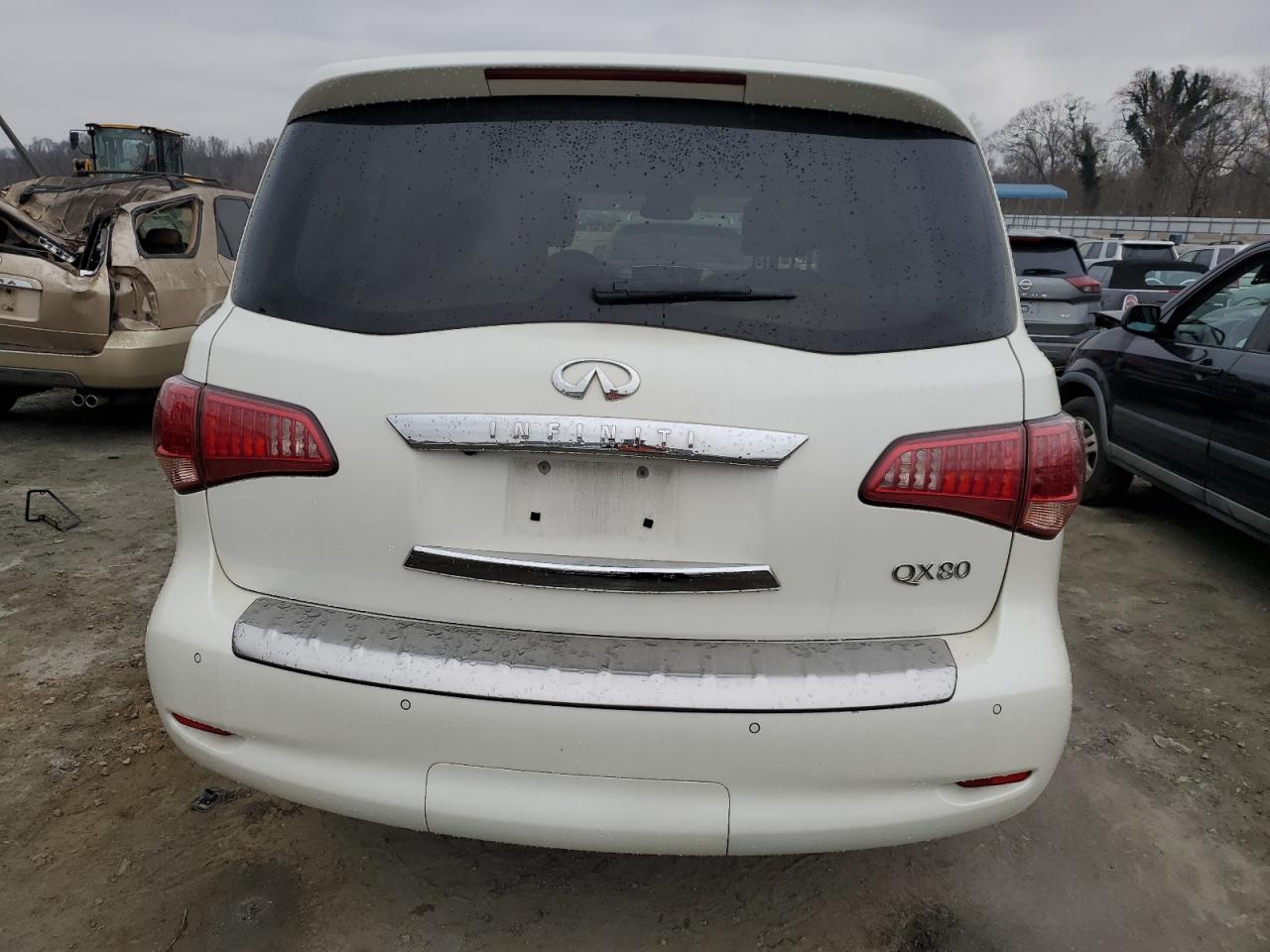 2017 Infiniti QX80 - Image 6