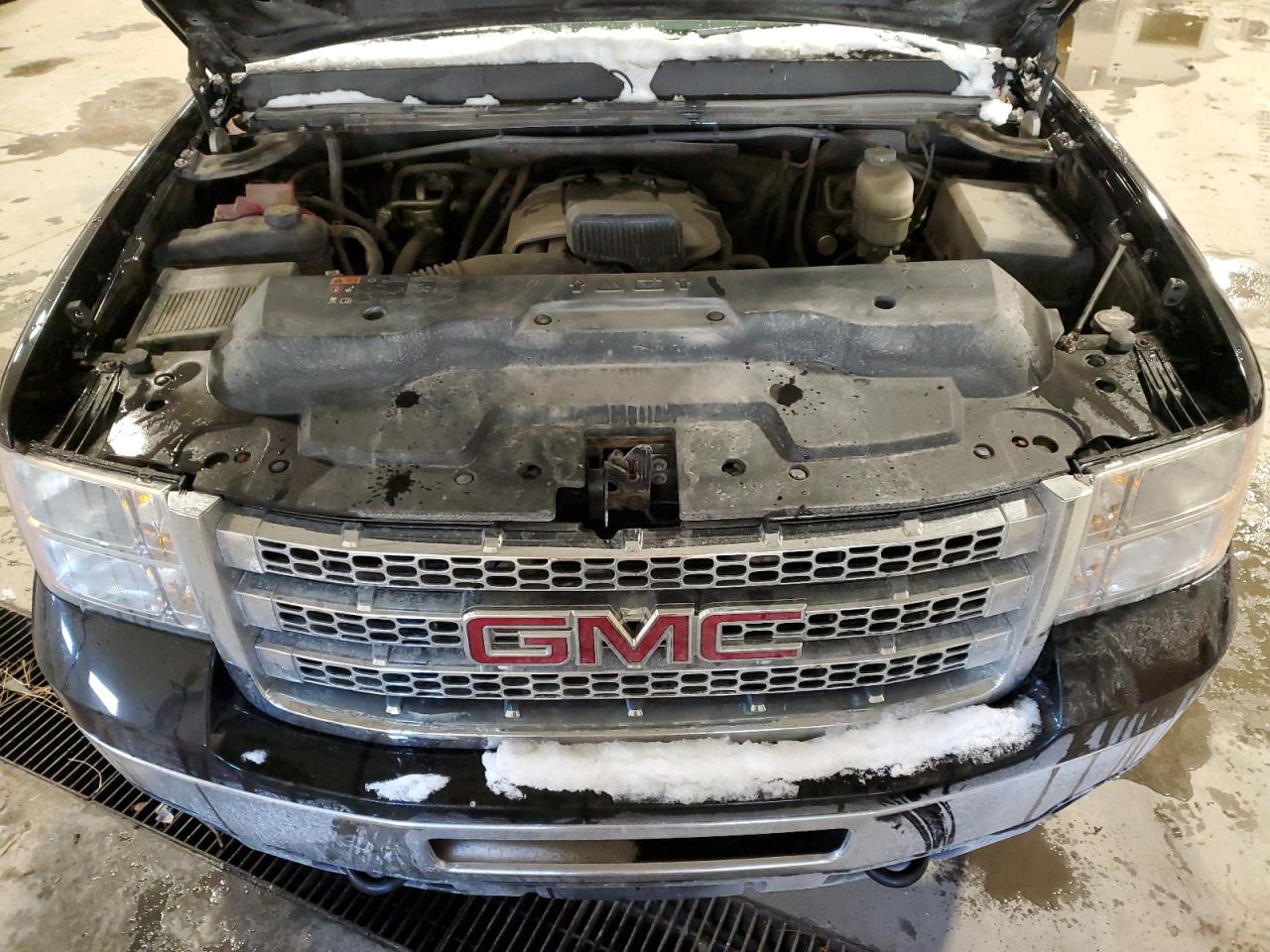 2014 GMC Sierra - Image 11