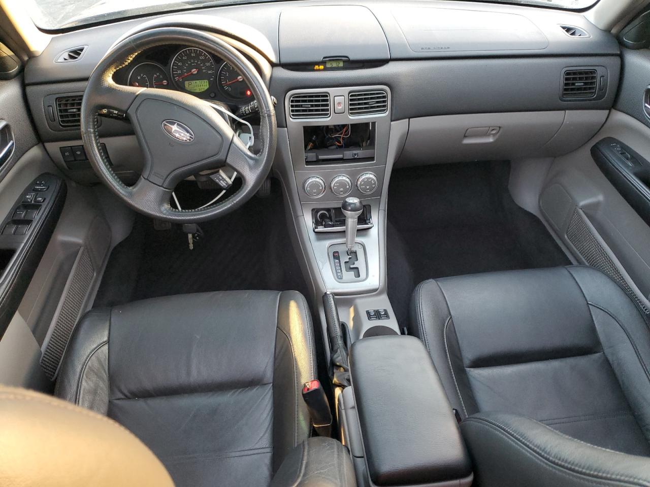 2006 Subaru Forester - Image 8