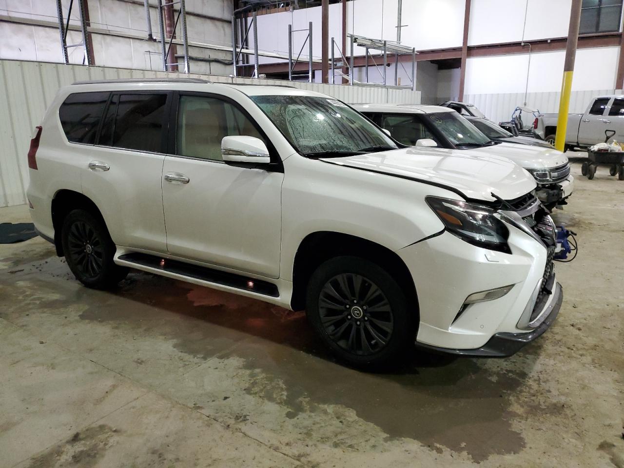 2021 Lexus GX - Image 4