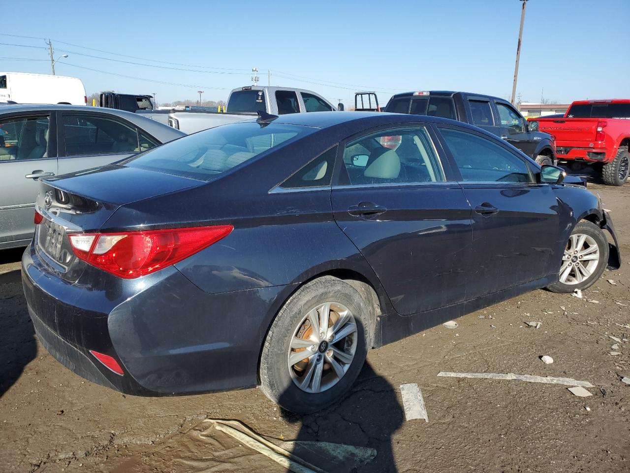 2014 Hyundai Sonata - Image 3