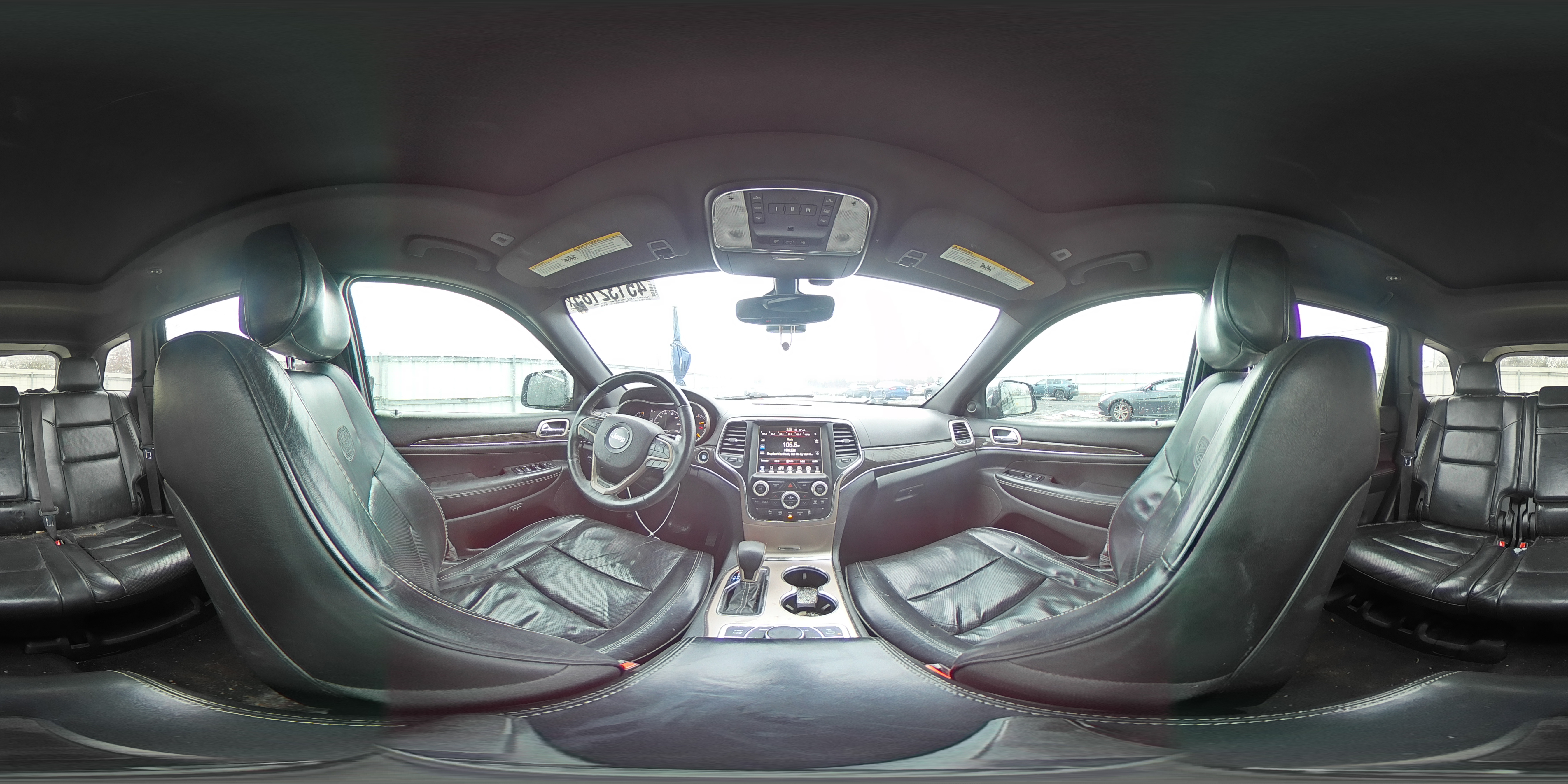 2017 Jeep Grand Cherokee - Image 13