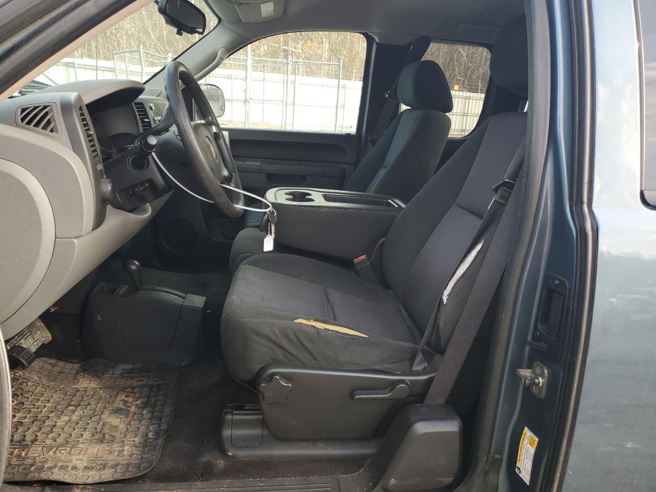 2011 Chevrolet Silverado - Image 7