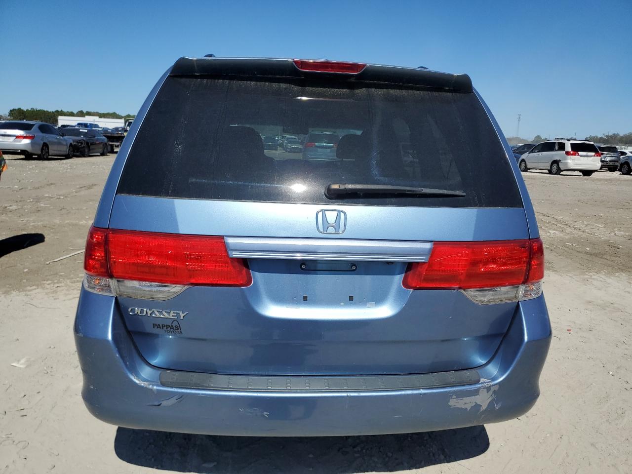 2010 Honda Odyssey - Image 6