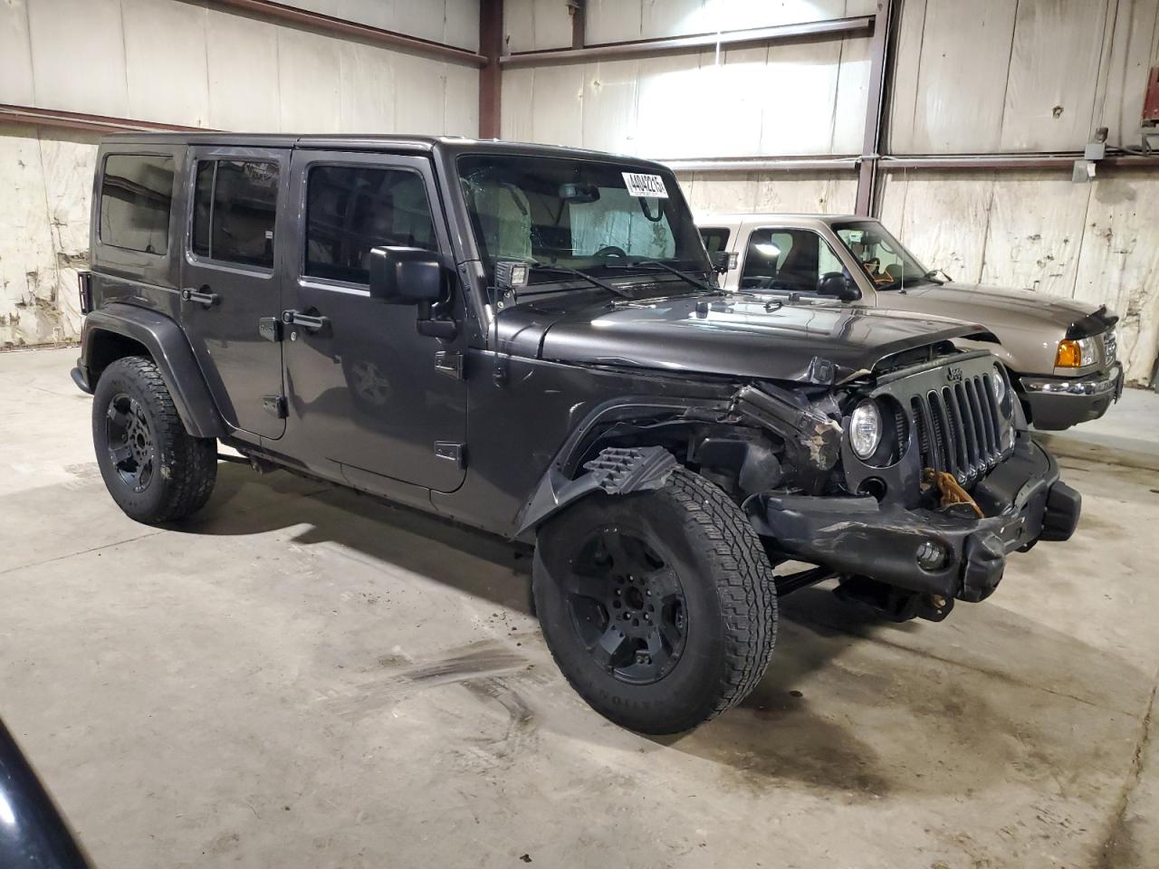 2017 Jeep Wrangler - Image 4