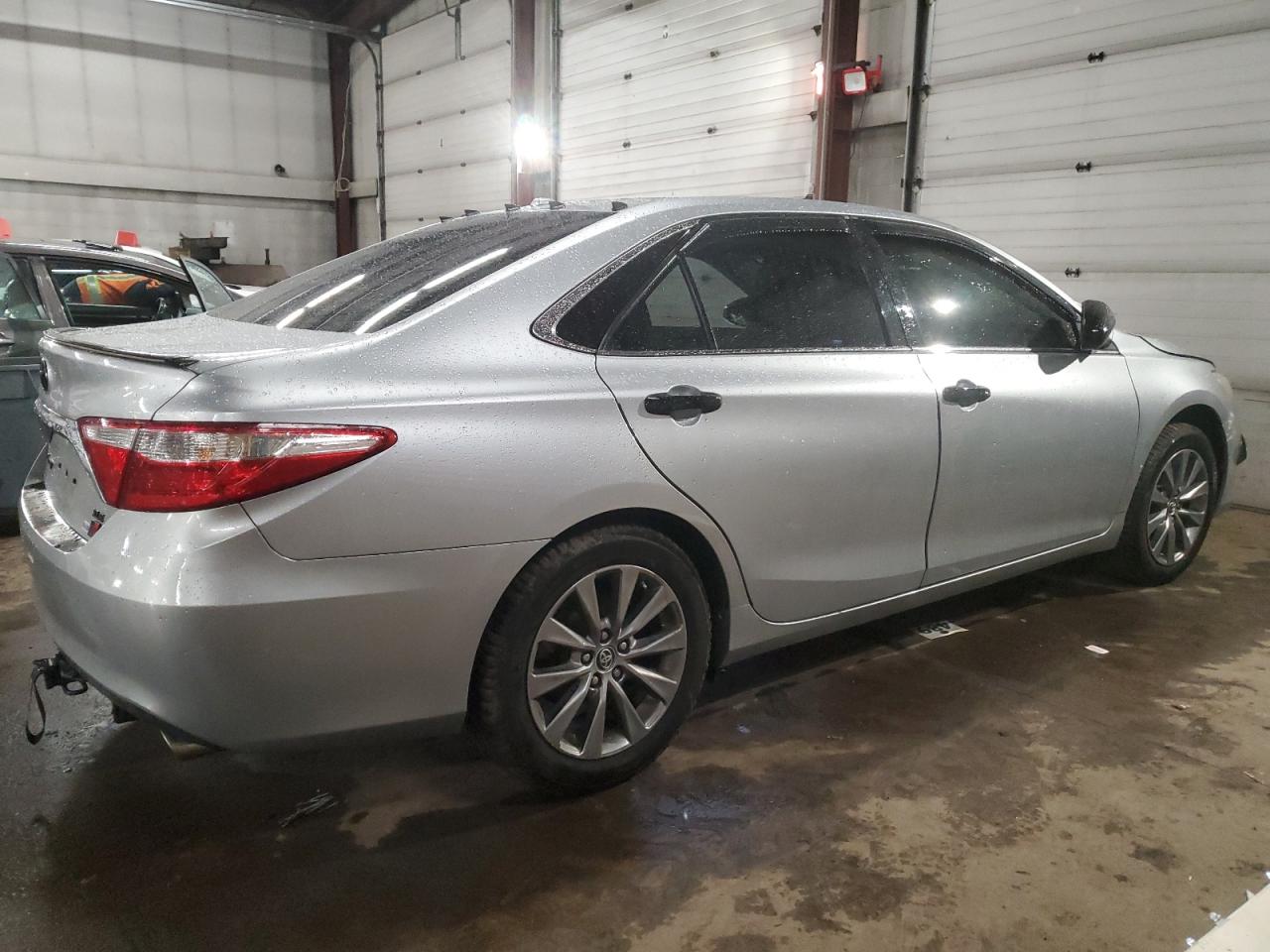 2015 Toyota Camry - Image 3