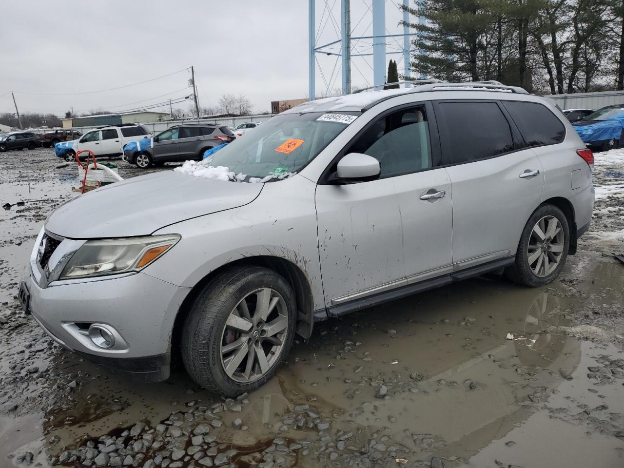 2014 Nissan Pathfinder - Image 1