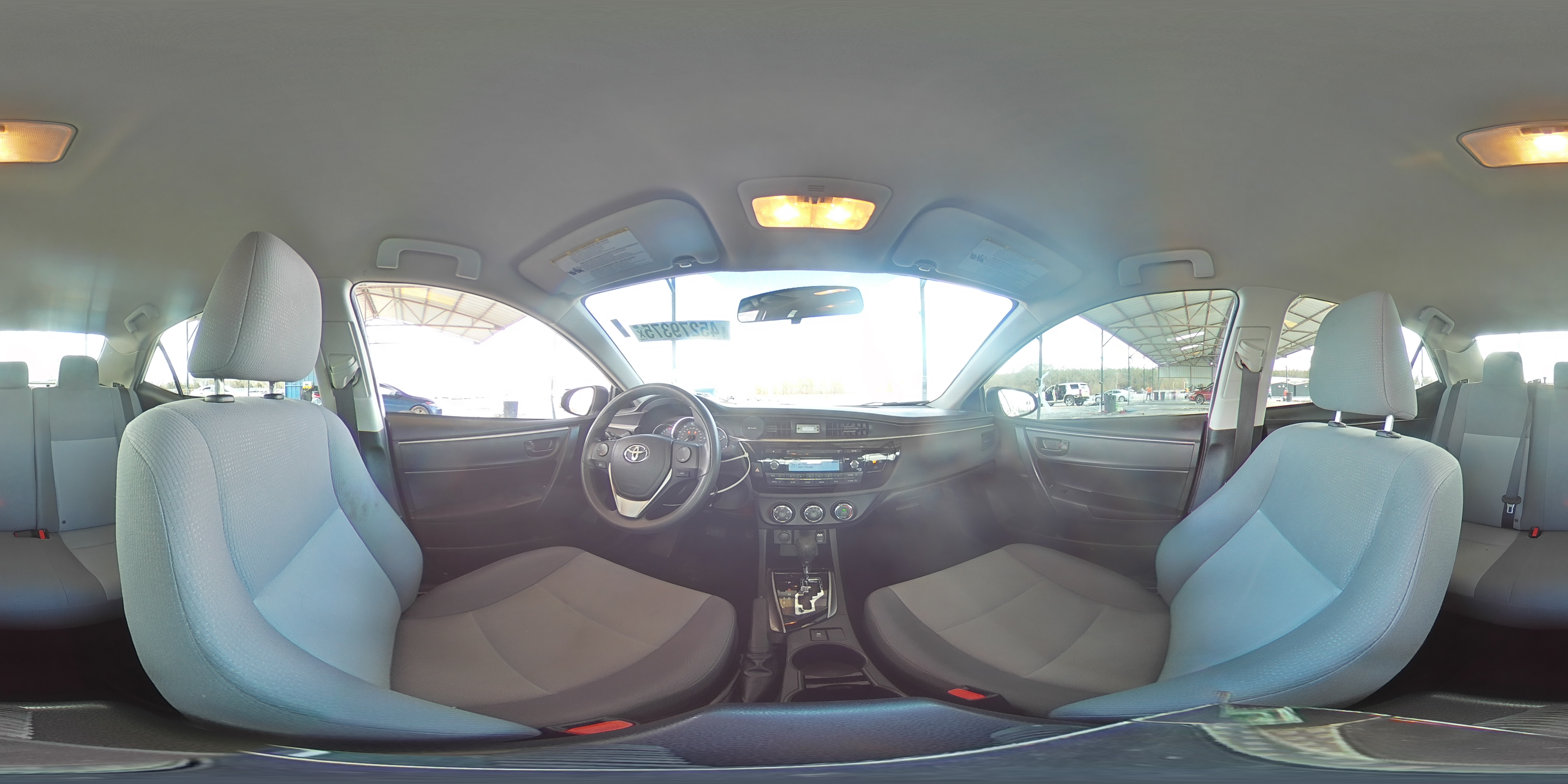 2015 Toyota Corolla - Image 13