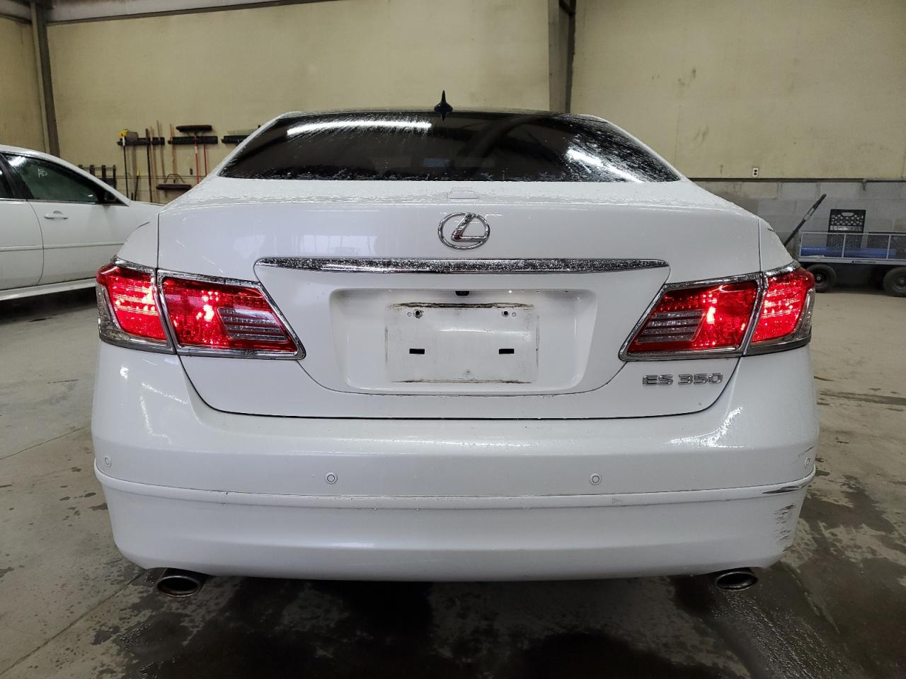 2012 Lexus ES - Image 6