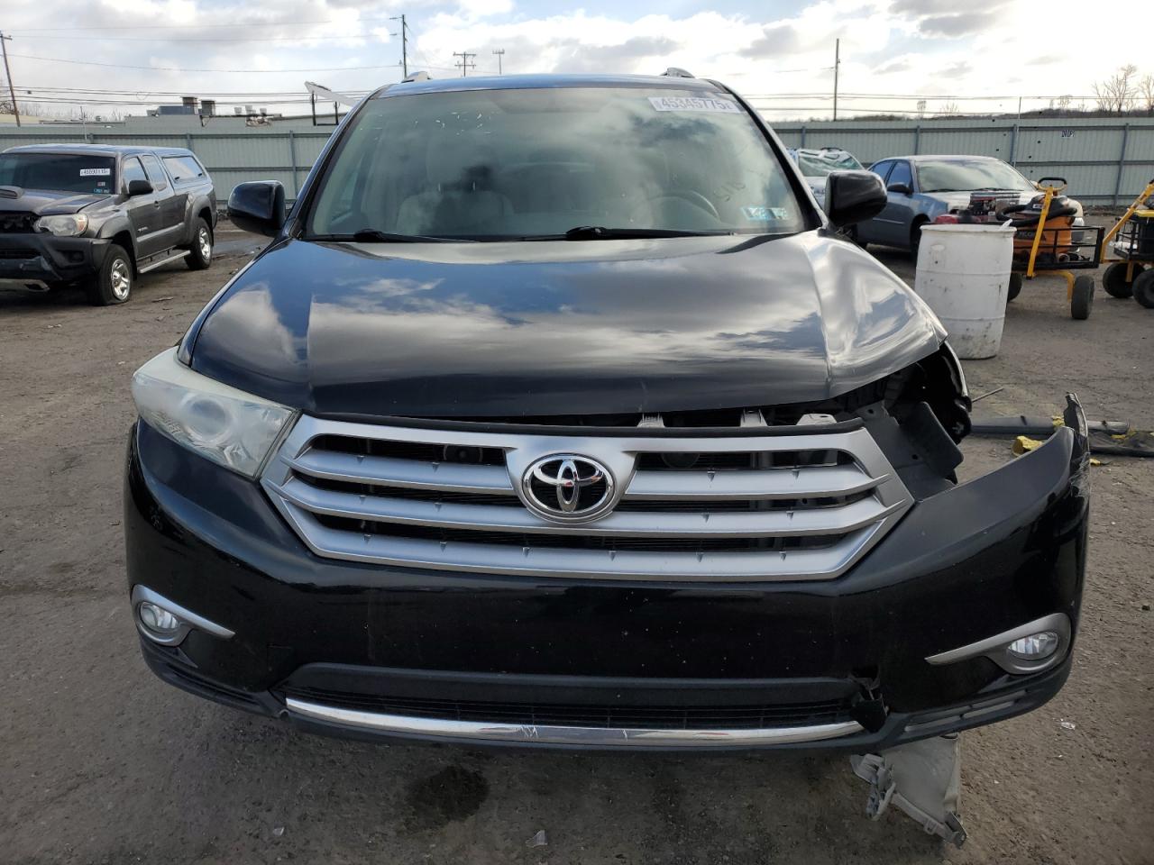 2011 Toyota Highlander - Image 5