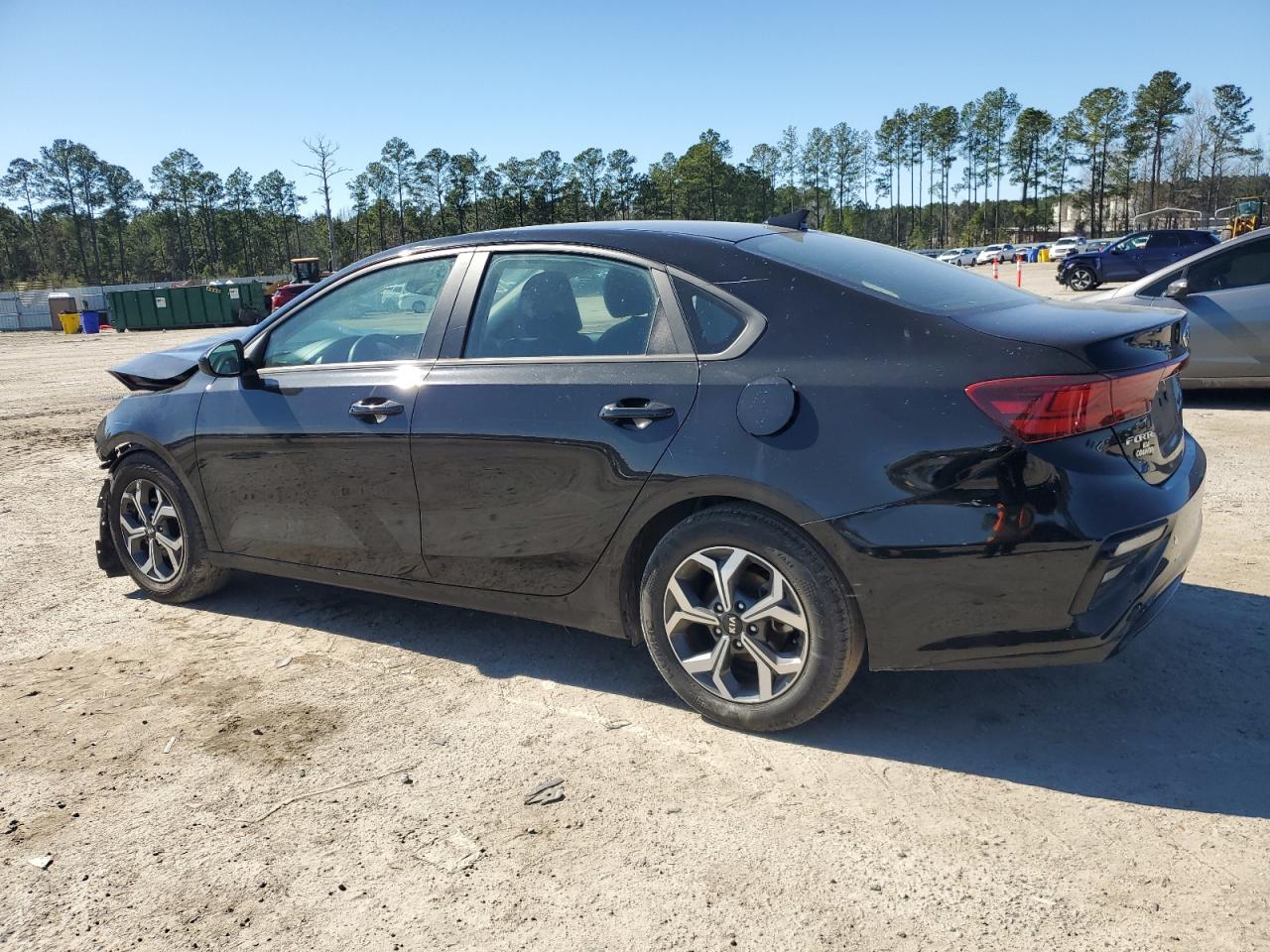 2021 Kia Forte - Image 2