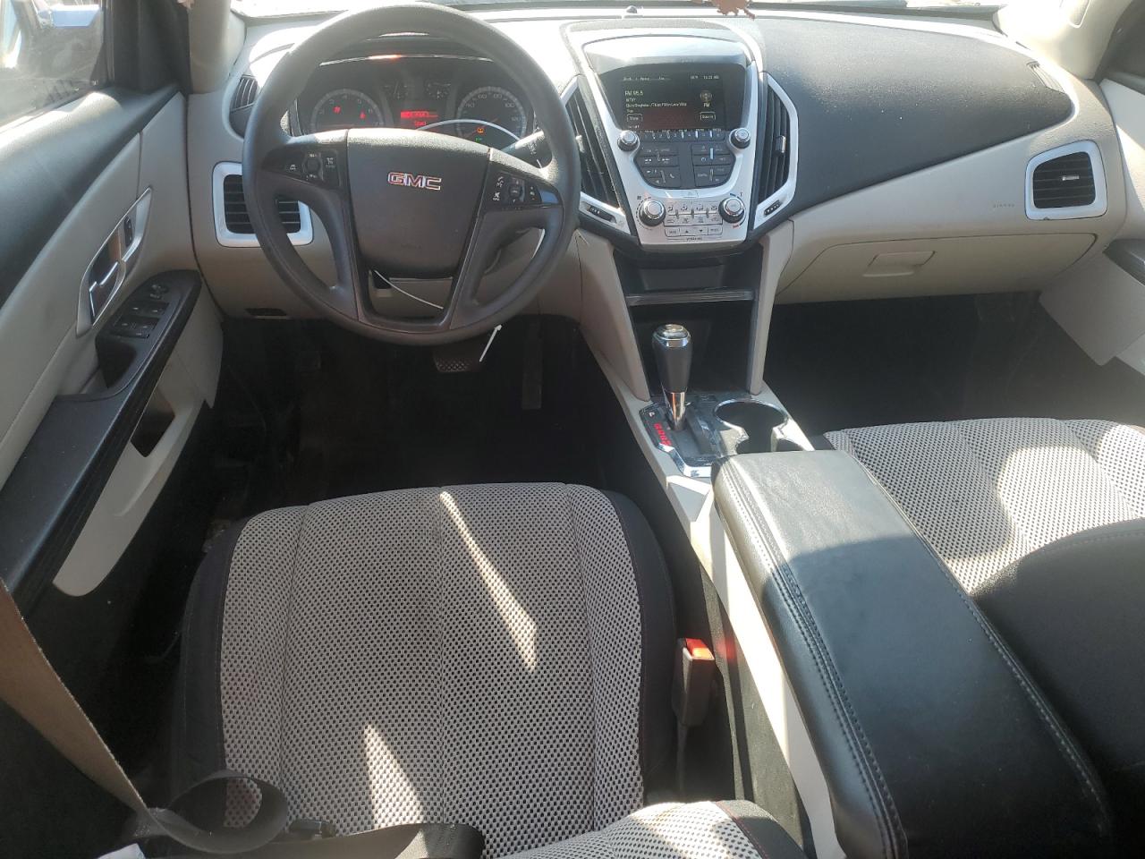 2016 GMC Terrain - Image 8