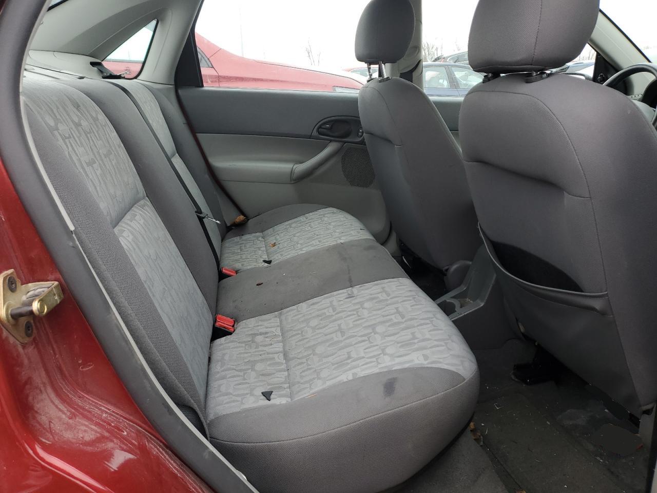 2005 Ford Focus - Image 10