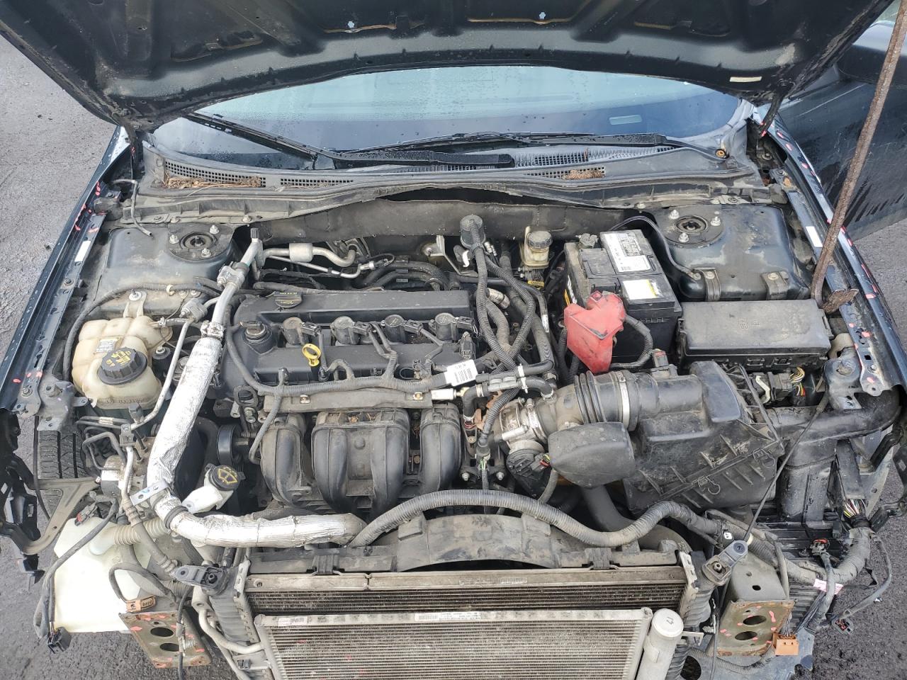 2010 Ford Fusion - Image 11