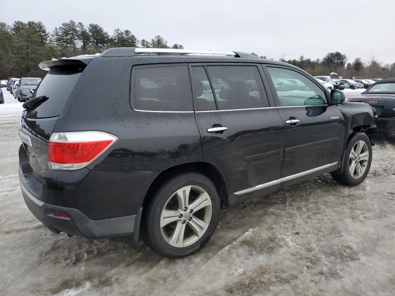 2011 Toyota Highlander - Image 3
