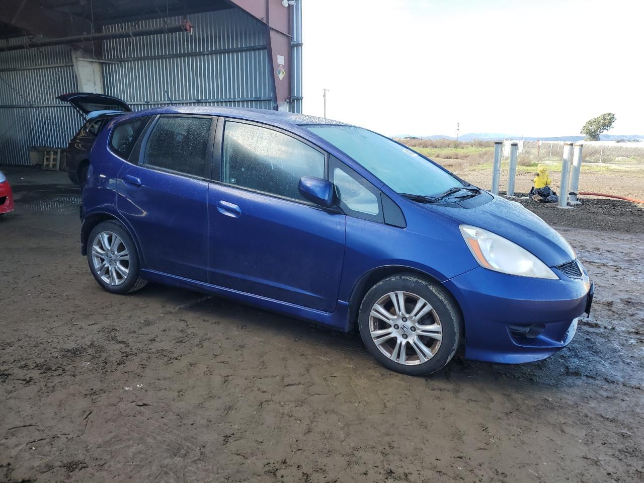 2009 Honda Fit - Image 4