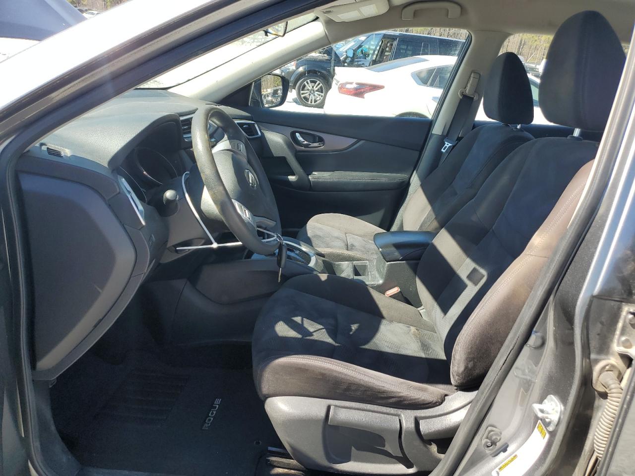 2015 Nissan Rogue - Image 7