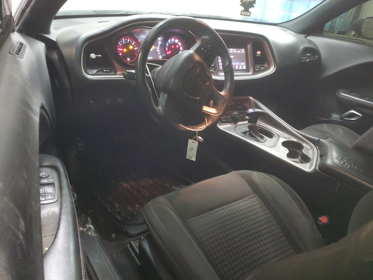2018 Dodge Challenger - Image 8