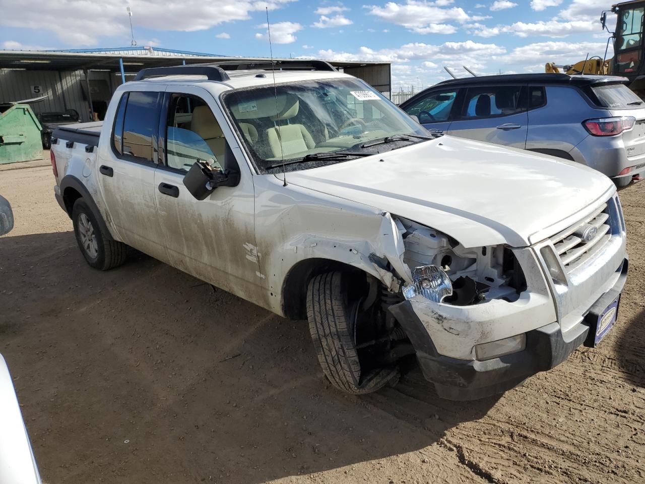 2009 Ford Explorer - Image 4